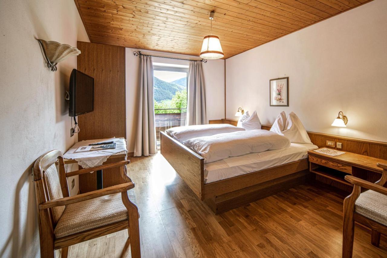 Landhotel Gasthof Zum Loewen Rodengo Kültér fotó